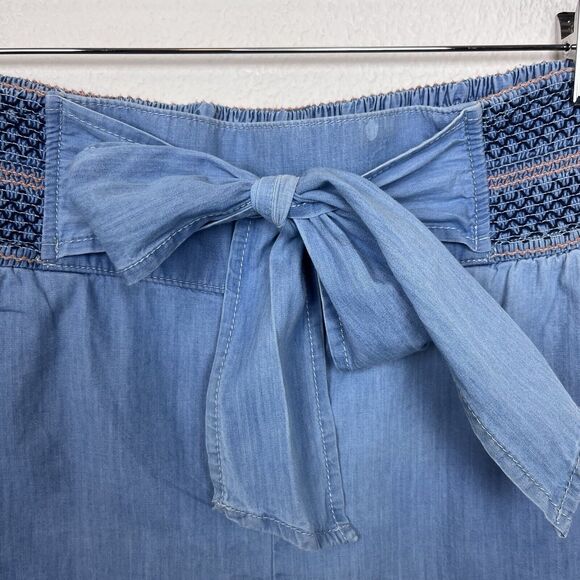 Anthropologie Shorts Womens Extra Small Aloha Chambray Paperbag Smocked Bow Blue - Picture 4 of 14